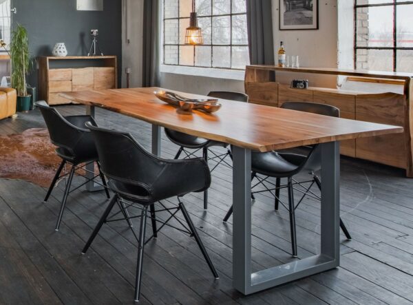 Designstühle KAWOLA Essgruppe 5-Teilig mit Esstisch Baumkante Fuß silber 140x85cm und 4x Stuhl ZAJA Kunstleder schwarz im onlineshop kaufen