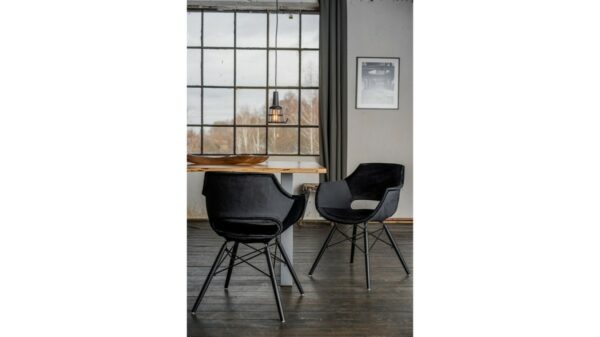 Designstühle KAWOLA Essgruppe 5-Teilig mit Esstisch Baumkante Fuß silber 140x85cm und 4x Stuhl ZAJA Velvet schwarz im onlineshop kaufen
