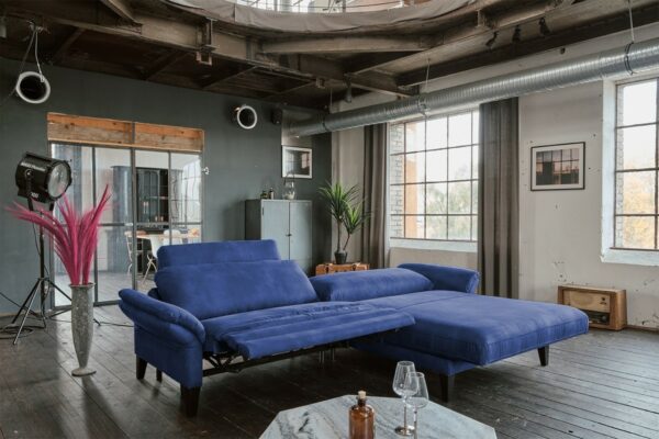 Brooklyn Loft KAWOLA Sofa MALTA Ecksofa Stoff blau mit motorischer Relaxfunktion und Kopfstütze Recamiere rechts im onlineshop kaufen