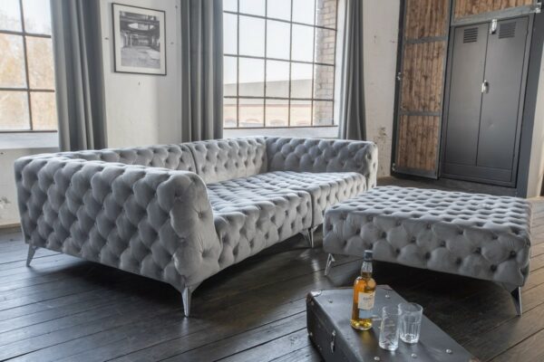 BigSofa KAWOLA Set Big Sofa und Polsterhocker NARLA Chesterfield Velvet silber im onlineshop kaufen