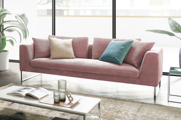 Boho Style KAWOLA Sofa ARIAN 3-Sitzer Metallkufe chrom Cord rosa im onlineshop kaufen