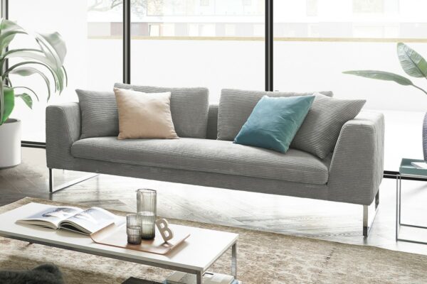 Boho Style KAWOLA Sofa ARIAN 3-Sitzer Metallkufe chrom Cord hellgrau im onlineshop kaufen