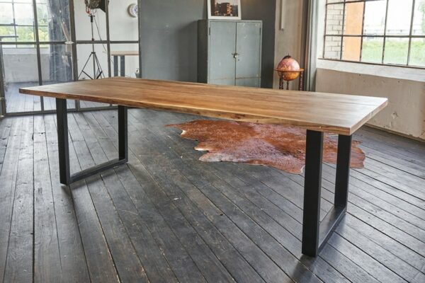 Esstische KAWOLA Esstisch GENT Tisch 180x90cm massiv mit Baumkante Plattenstärke 35mm Fuß schwarz im onlineshop kaufen