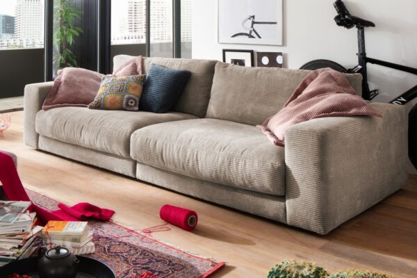 Boho Style KAWOLA Sofa MADELINE 3-Sitzer Cord taupe im onlineshop kaufen